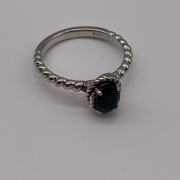 Sterling Silver Black Faceted Rhinestone Ring with Rope Detail Around Stone 7.5 - Picture 4 of 8